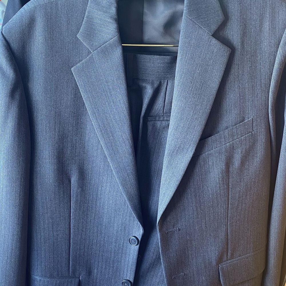 2 Custom Tailored Men’s Suits for a Petite Man, 1 Gray/1 Blk 38S/33x30